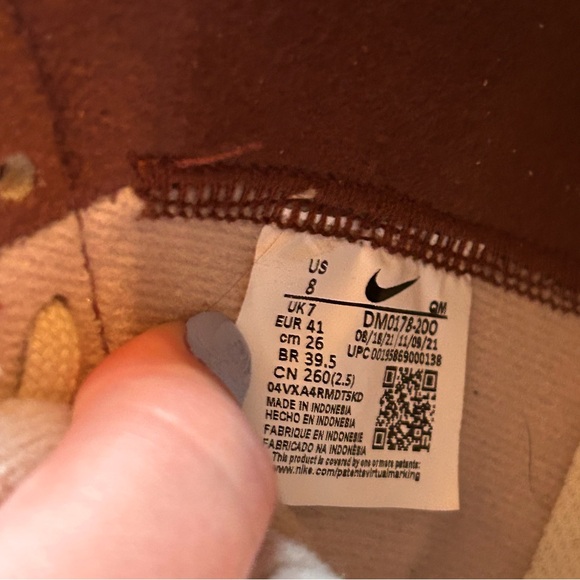 Brown Nike Blazers Mid 77 - Picture 7 of 7